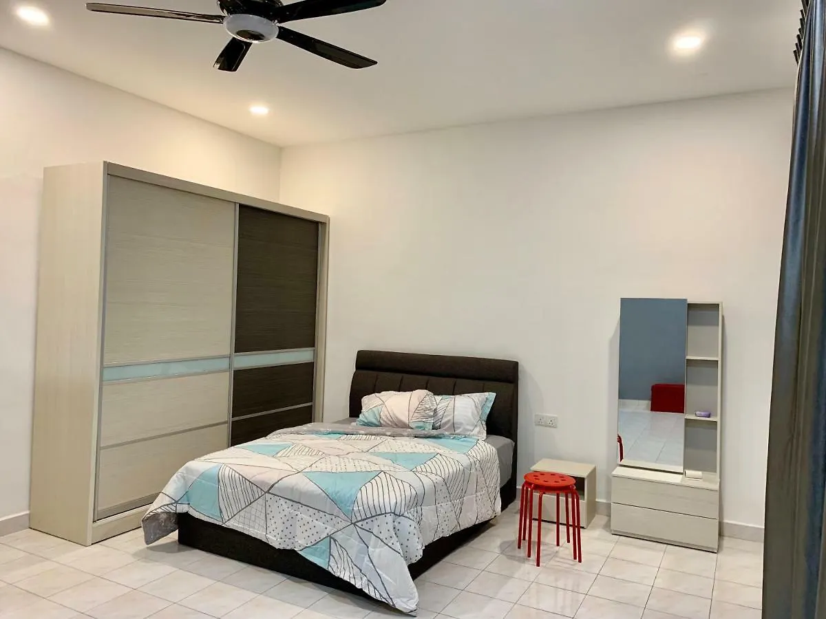 Brand New Cosy Minimalist Home Butterworth
