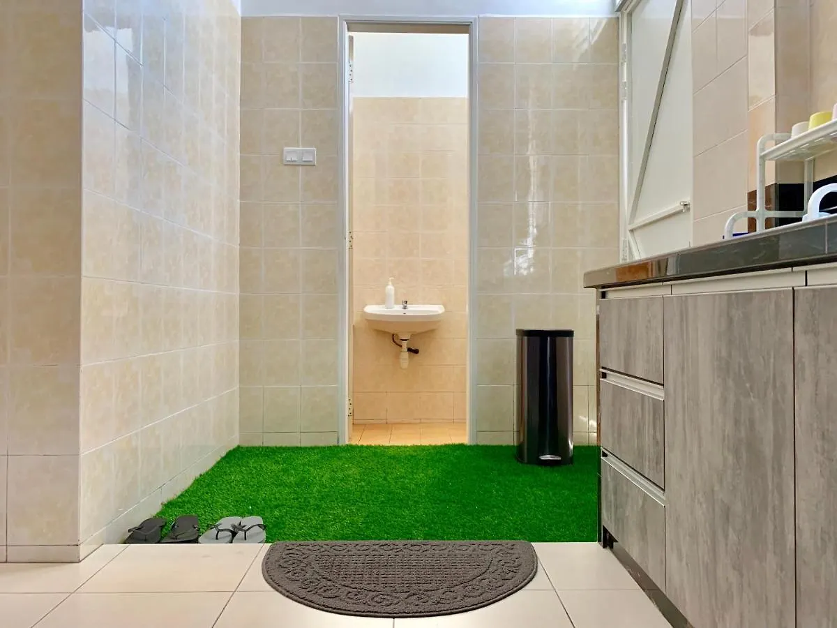Casa de Férias Brand New Cosy Minimalist Home Butterworth